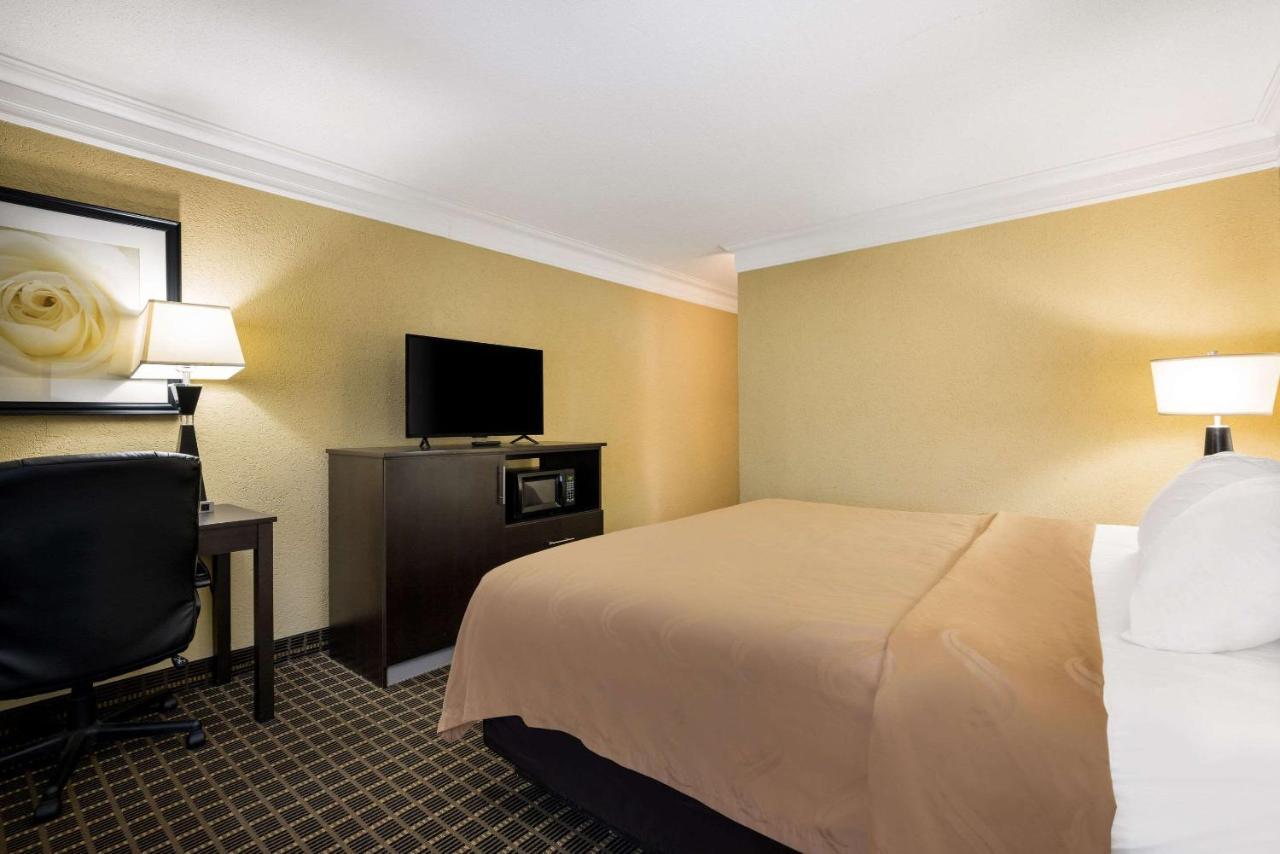 Quality Inn And Suites Fairgrounds - Syracuse Seneca Knolls Luaran gambar